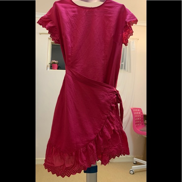 French Connection Dresses & Skirts - FRENCH CONNECTION HOT PINK WRAP DRESS (Size 8)